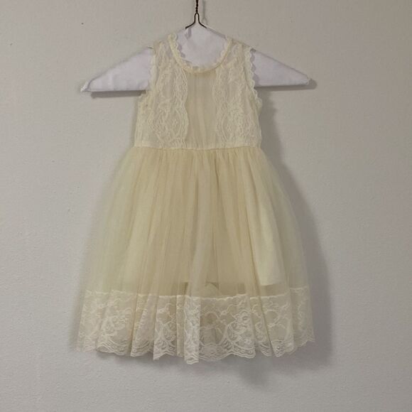 3T Ivory Lace Flower Girl Dress Sleeveless Midi Length Tulled - Picture 1 of 4